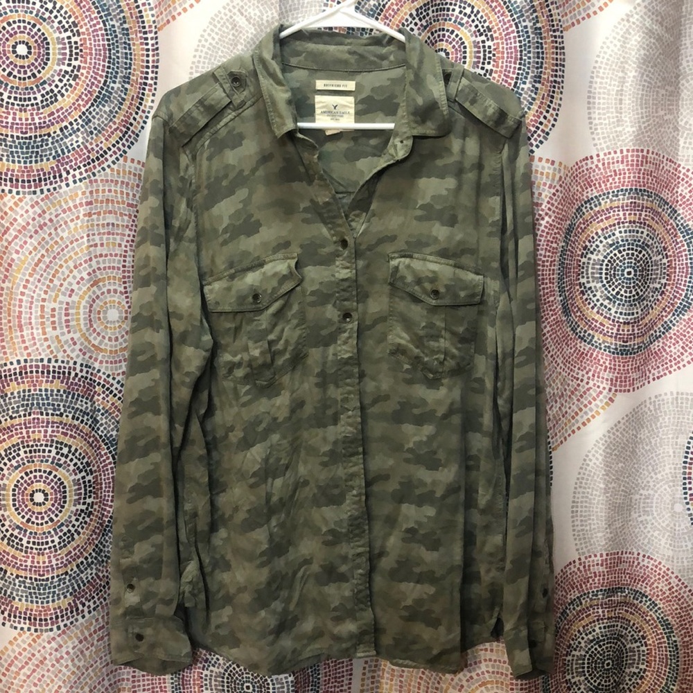 American Eagle Camo Button Down